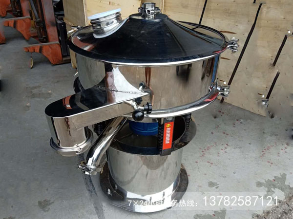 不用擔心石墨粉的篩分和除雜。你擔心立友三元振動篩